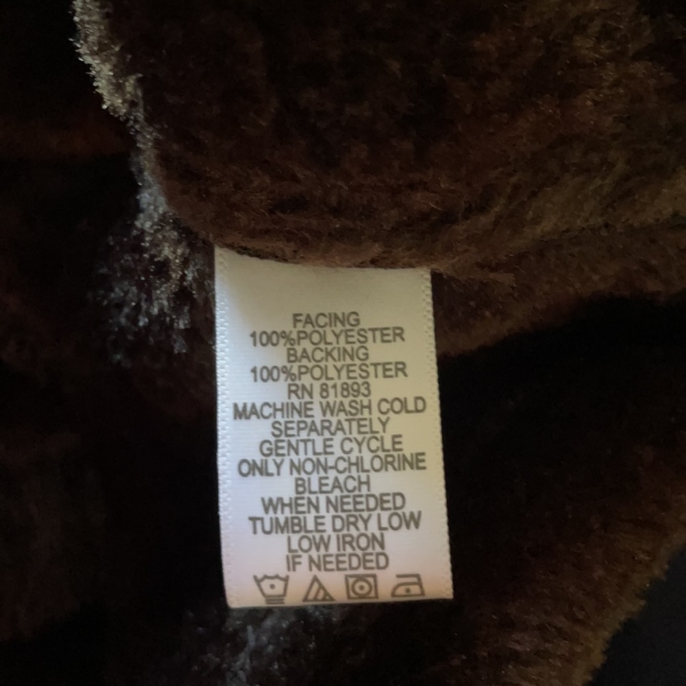 D & Co Furry Vest, Size XL - Picture 7 of 7